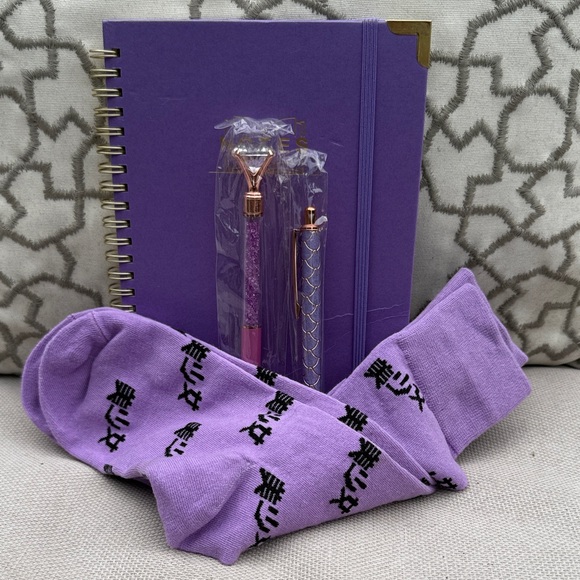 Other - Purple Notebook/Pen and Socks Set